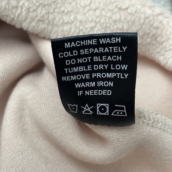 BROOKLYN CLOTH beige fleece crop top crewneck sweater in women’s size small. - Picture 10 of 10